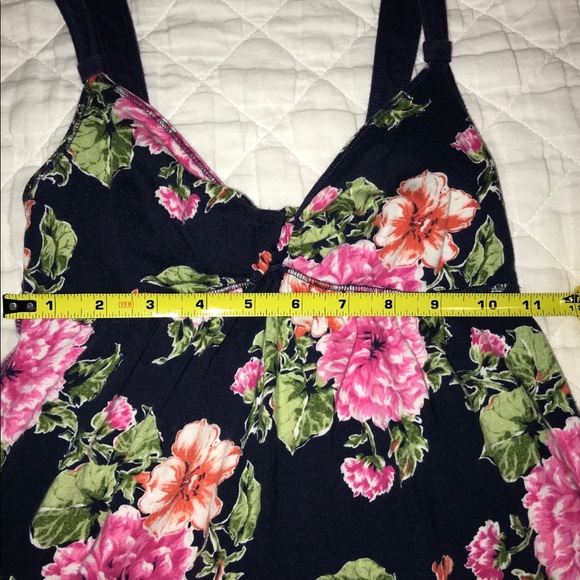 🌸🌺ABERCROMBIE & FITCH TANK TOP🌺🌸 - Picture 9 of 11